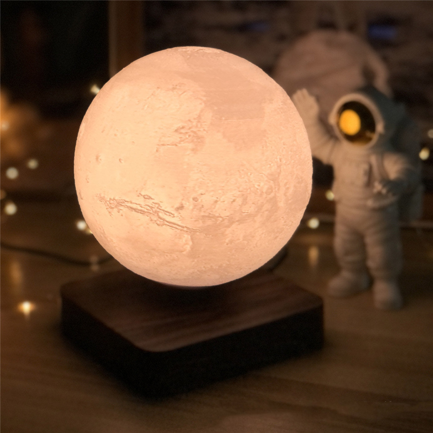 LEVITATING MOON LAMP